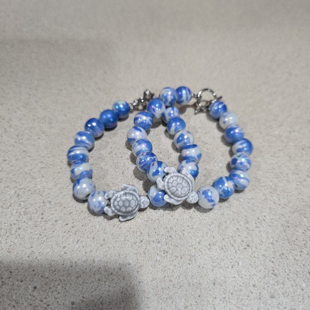 Blue and White Beaded Turtle Bracelet